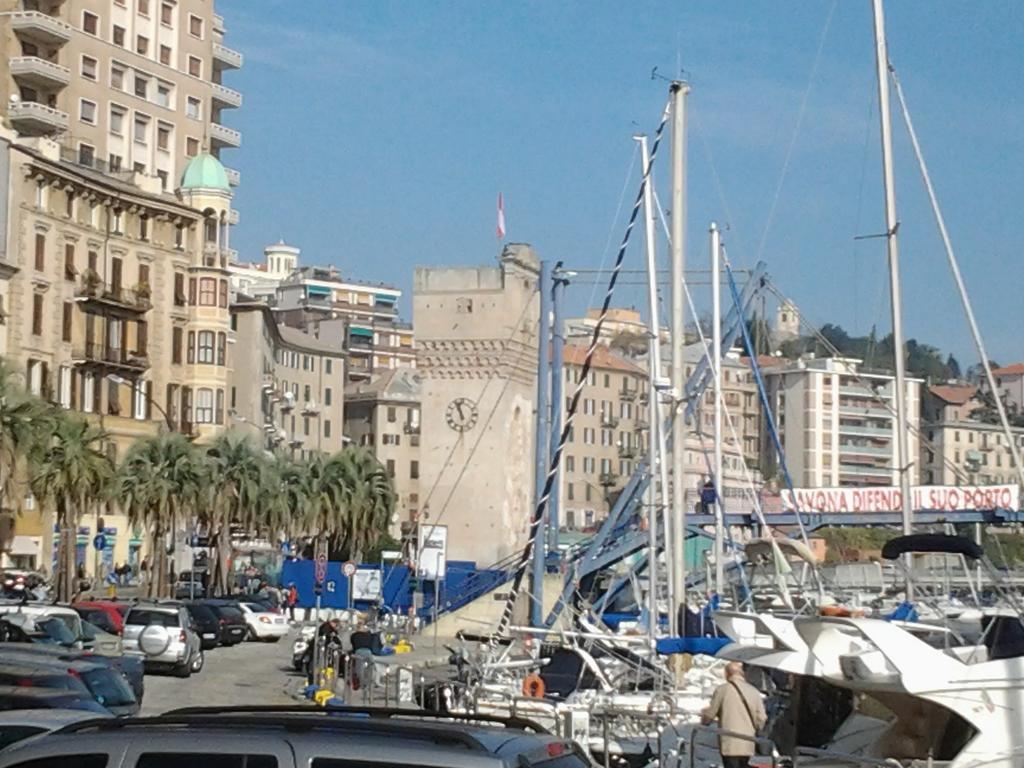 Appartamento Piazzetta La Maddalena Savona Phòng bức ảnh