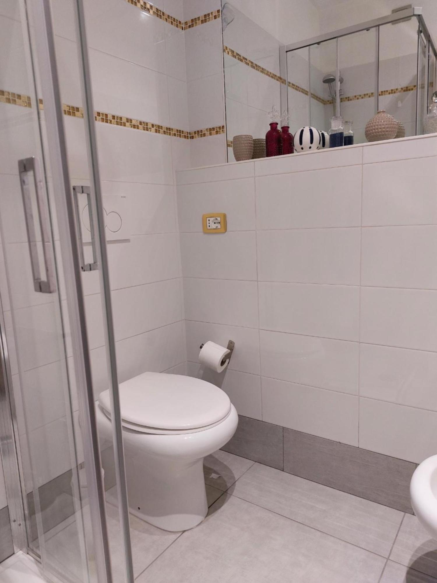Appartamento Piazzetta La Maddalena Savona Ngoại thất bức ảnh