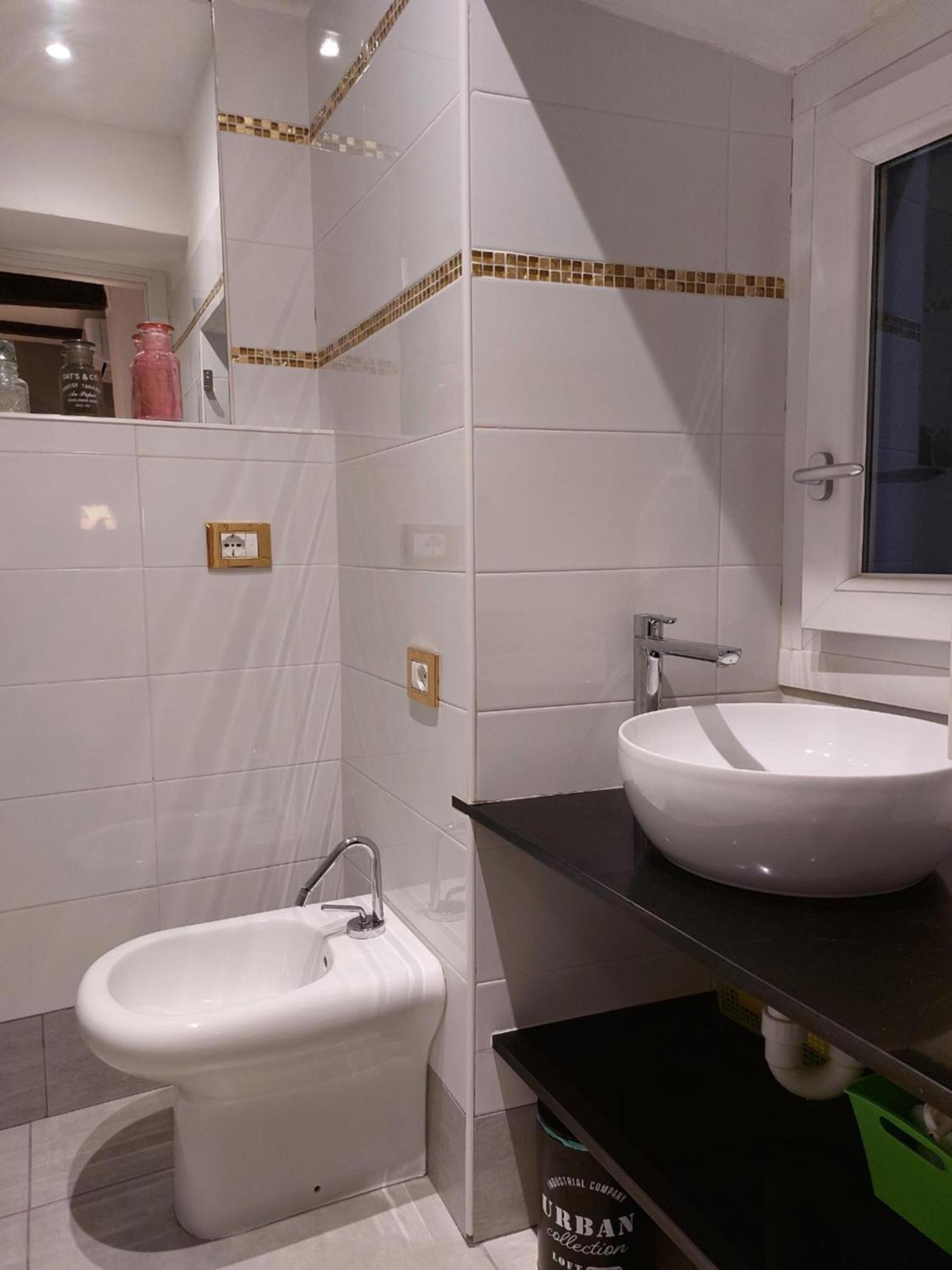Appartamento Piazzetta La Maddalena Savona Ngoại thất bức ảnh