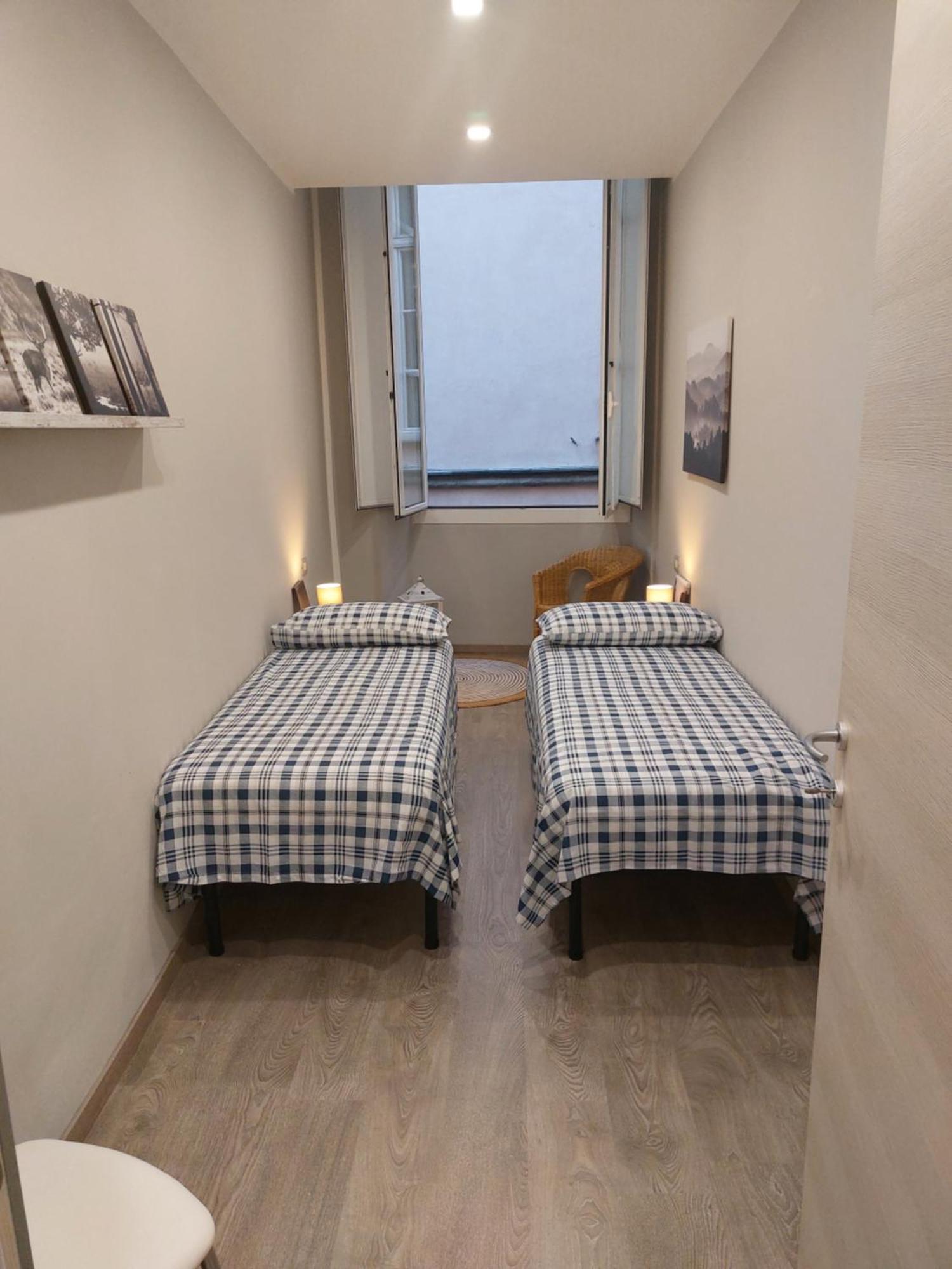 Appartamento Piazzetta La Maddalena Savona Ngoại thất bức ảnh